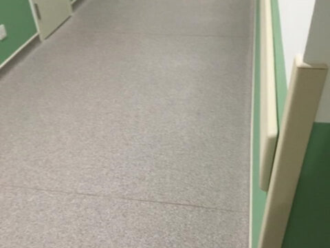 Sàn vinyl kháng khuẩn tĩnh điện Polyflor ESD